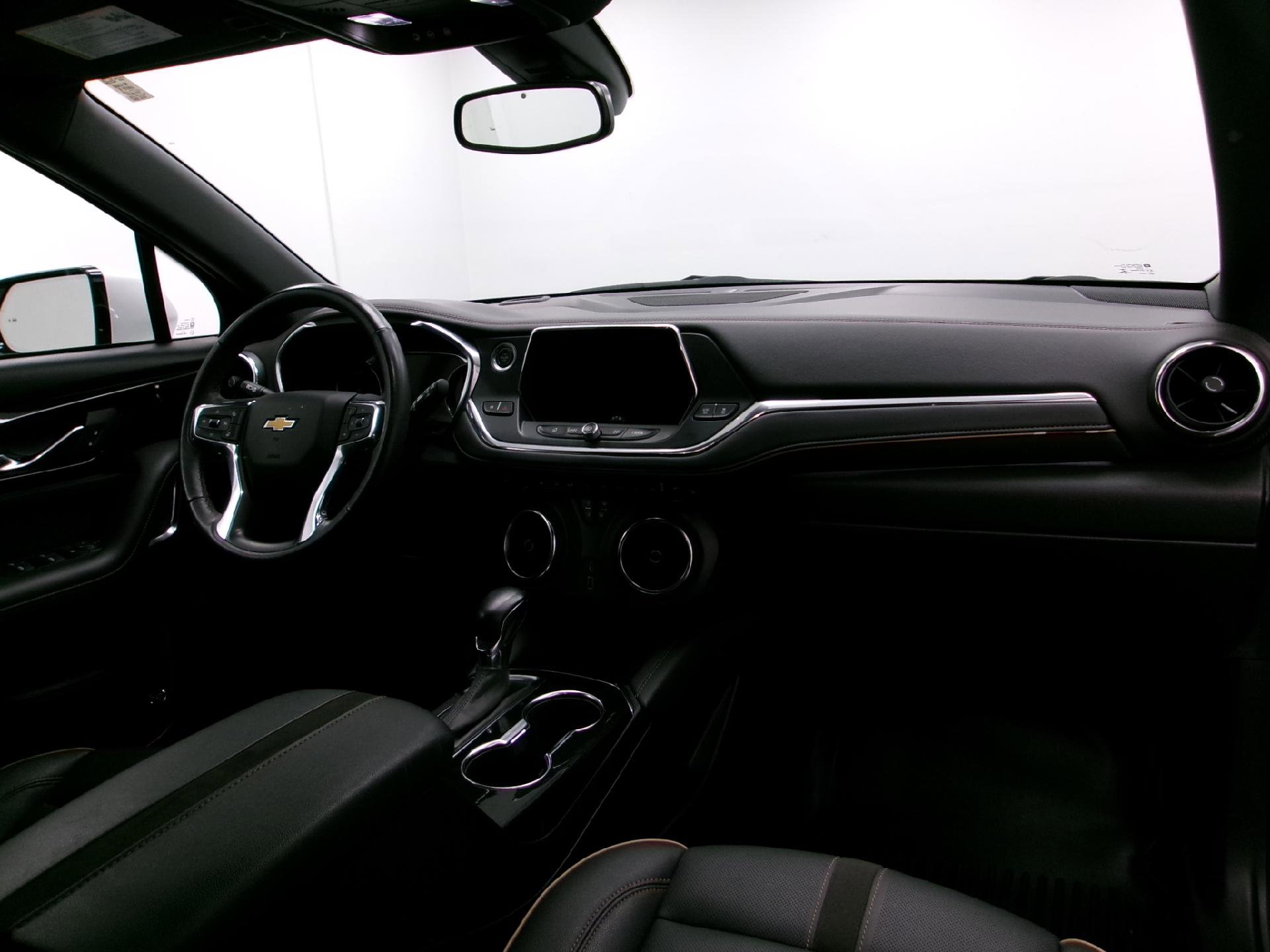 Certified 2022 Chevrolet Blazer Premier image 3