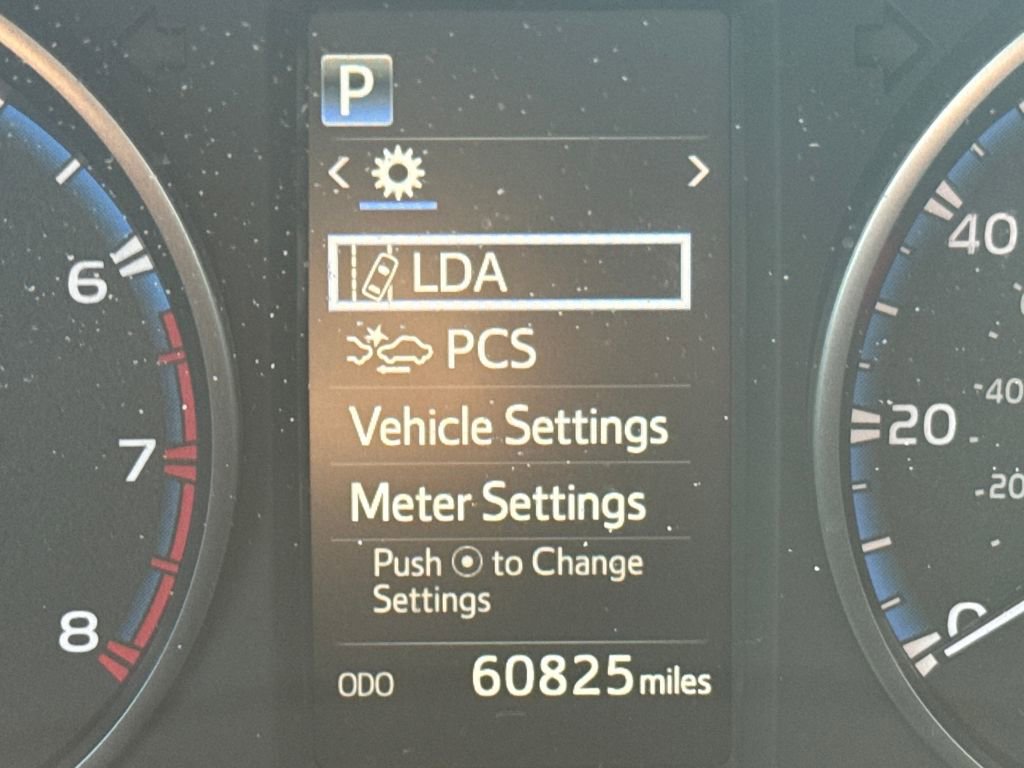 Used 2017 Toyota RAV4 XLE image 17