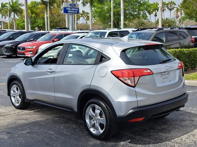 Used 2016 Honda HR-V LX image 4