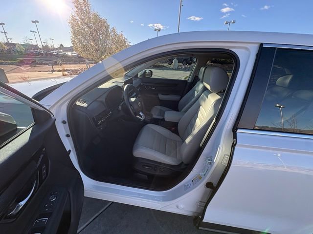 Used 2025 Honda CR-V EX-L image 12