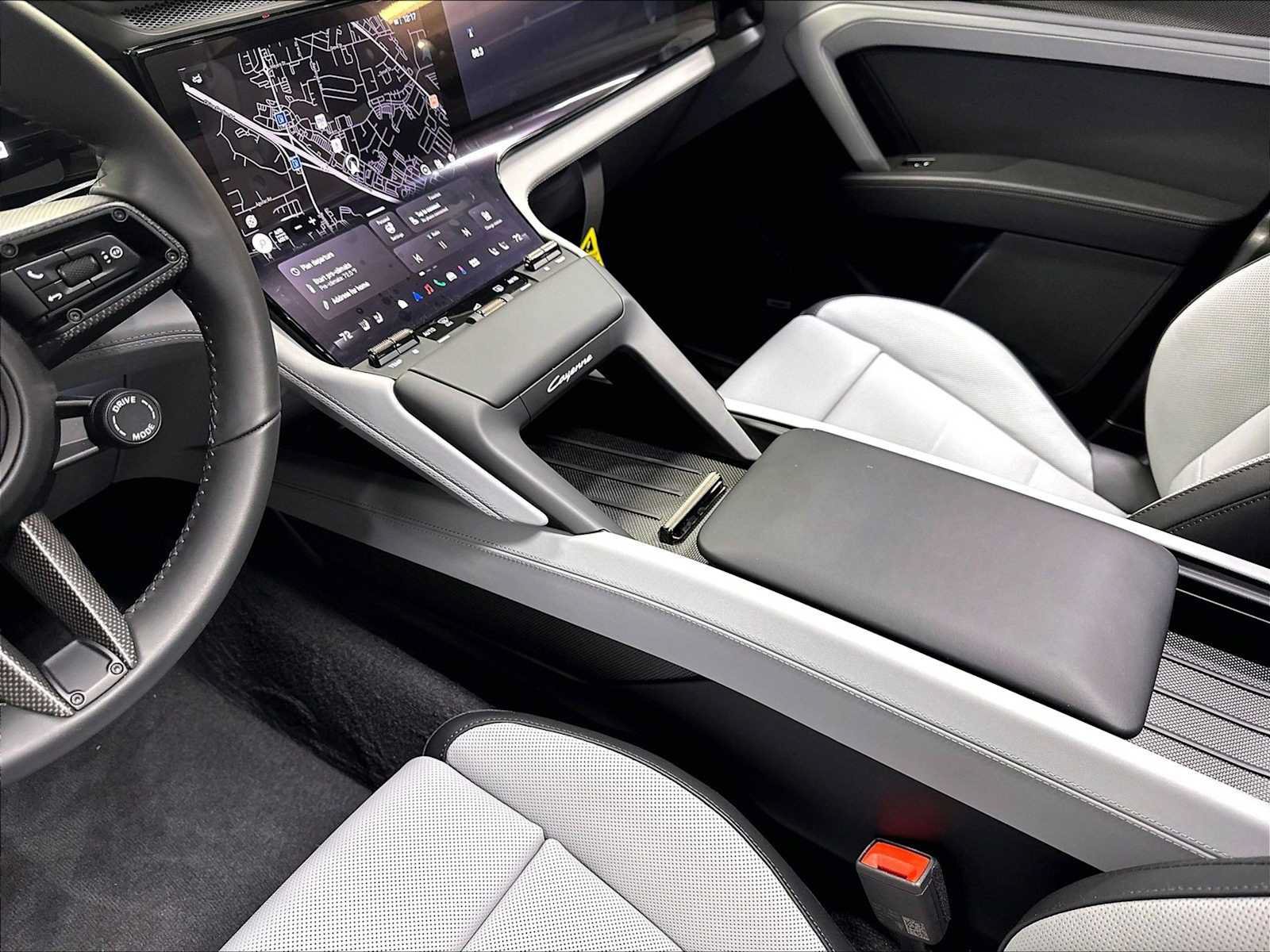 New 2026 Porsche Cayenne Electric AWD/4WD image 17