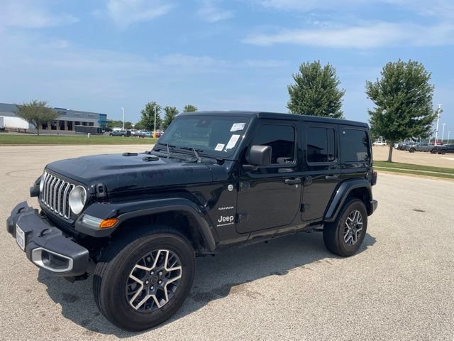 Used 2024 Jeep Wrangler Unlimited Sahara AWD/4WD image 6