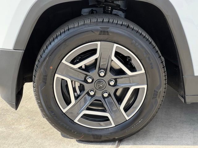 New 2026 Jeep Cherokee Limited image 7