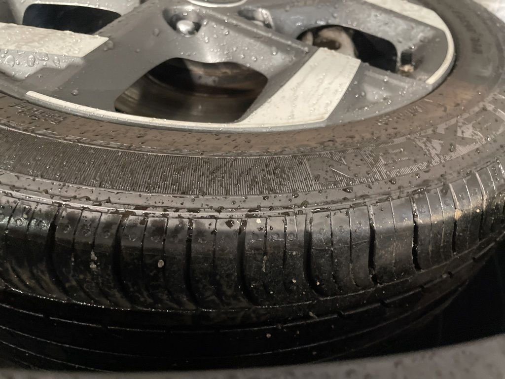 Certified 2023 Hyundai Venue SEL image 34