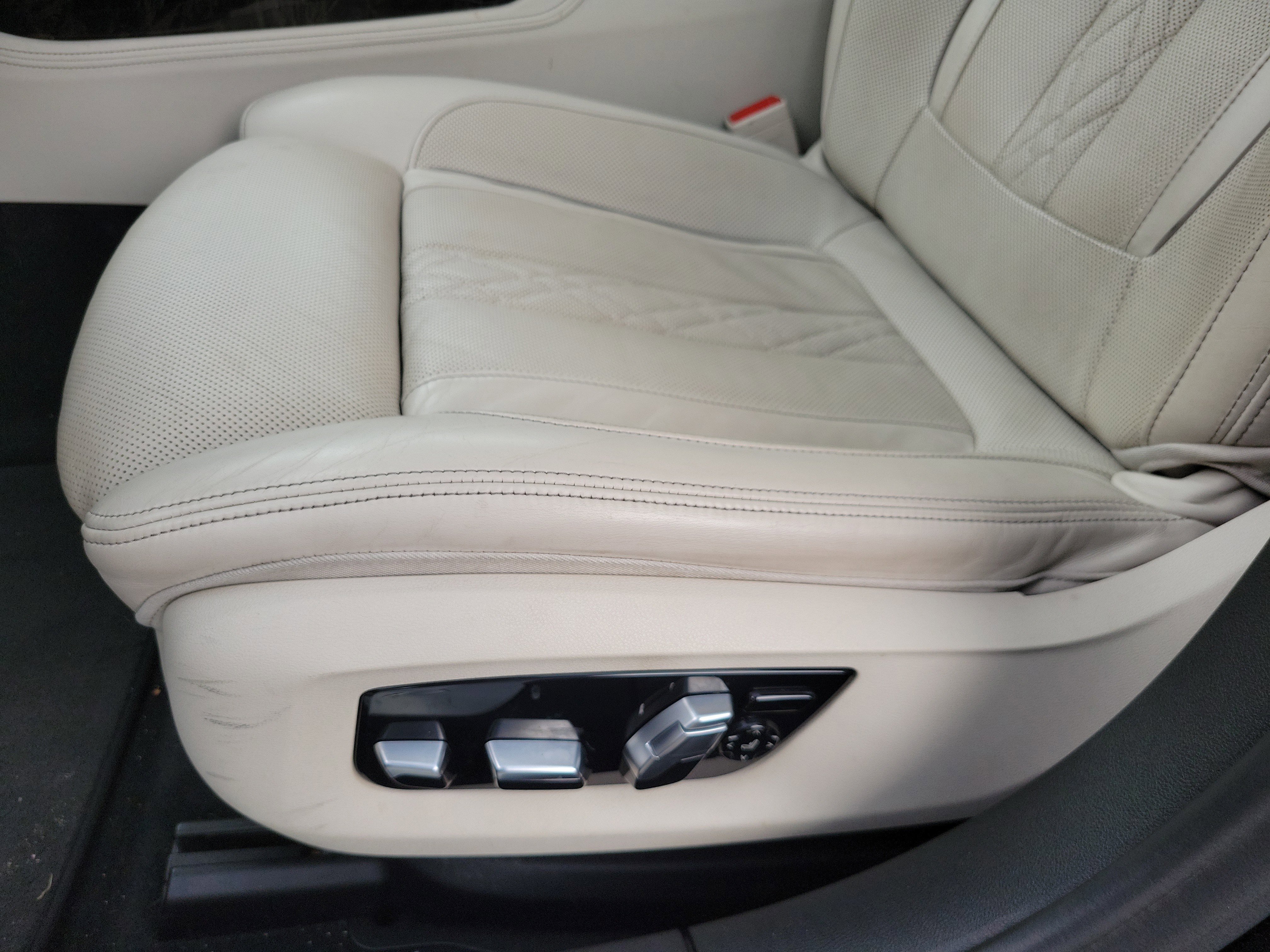 Used 2018 BMW 750i xDrive image 13