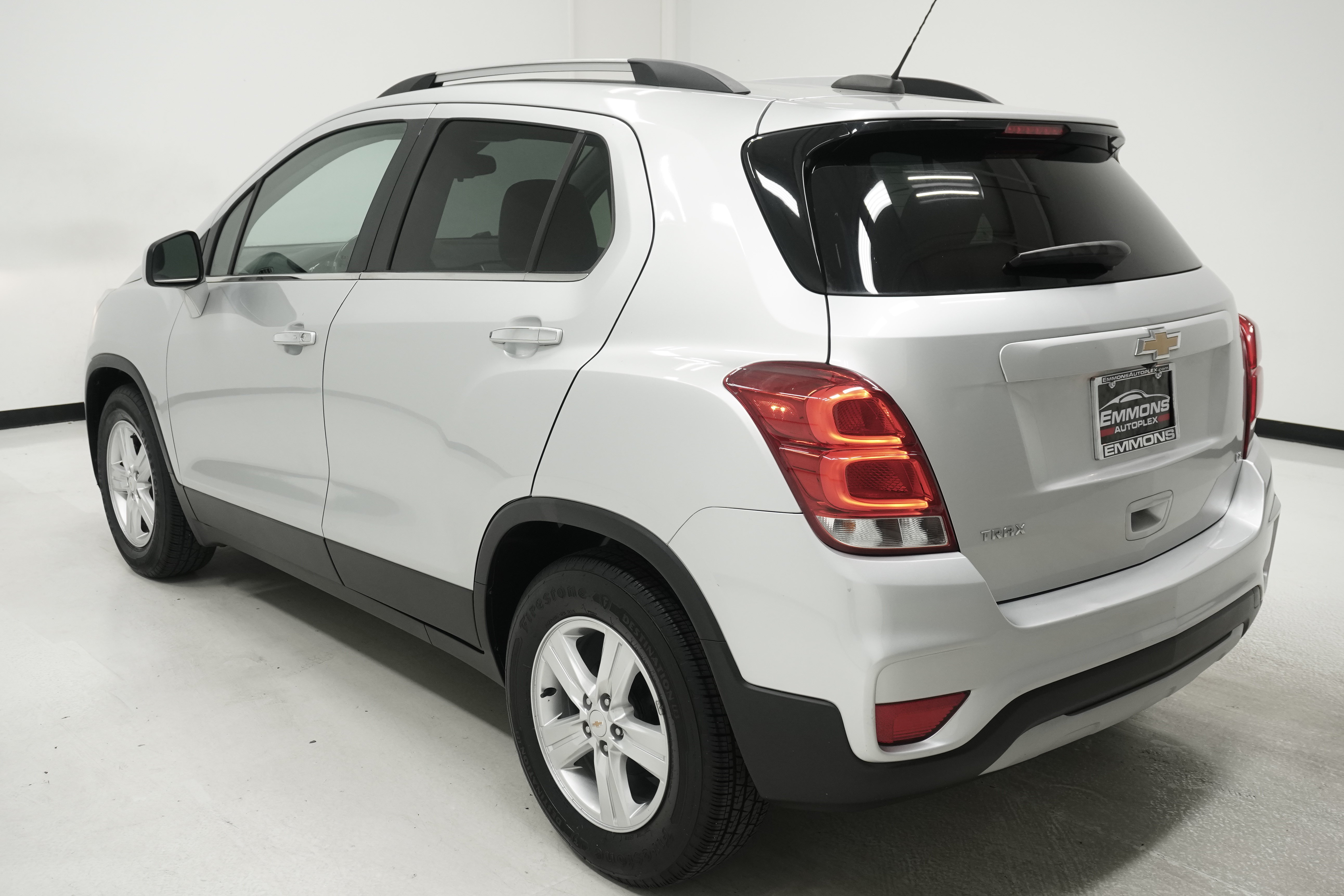 Used 2019 Chevrolet Trax LT w/ LT Convenience Package FWD image 6