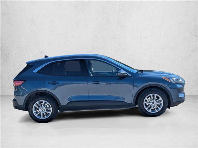 Used 2020 Ford Escape SE image 4