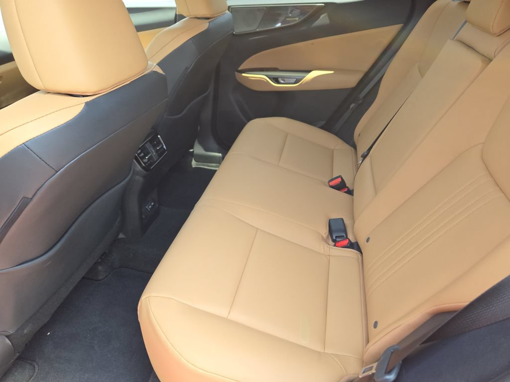 Used 2024 Lexus NX 250 FWD image 30
