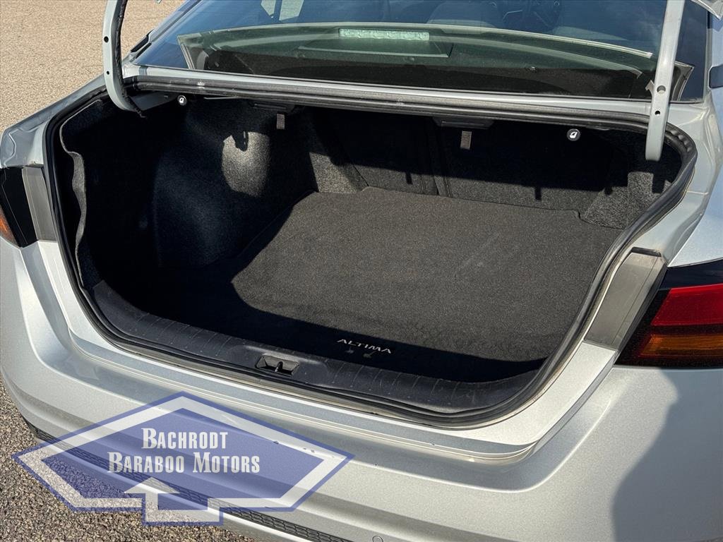 Used 2024 Nissan Altima 2.5 SV image 7