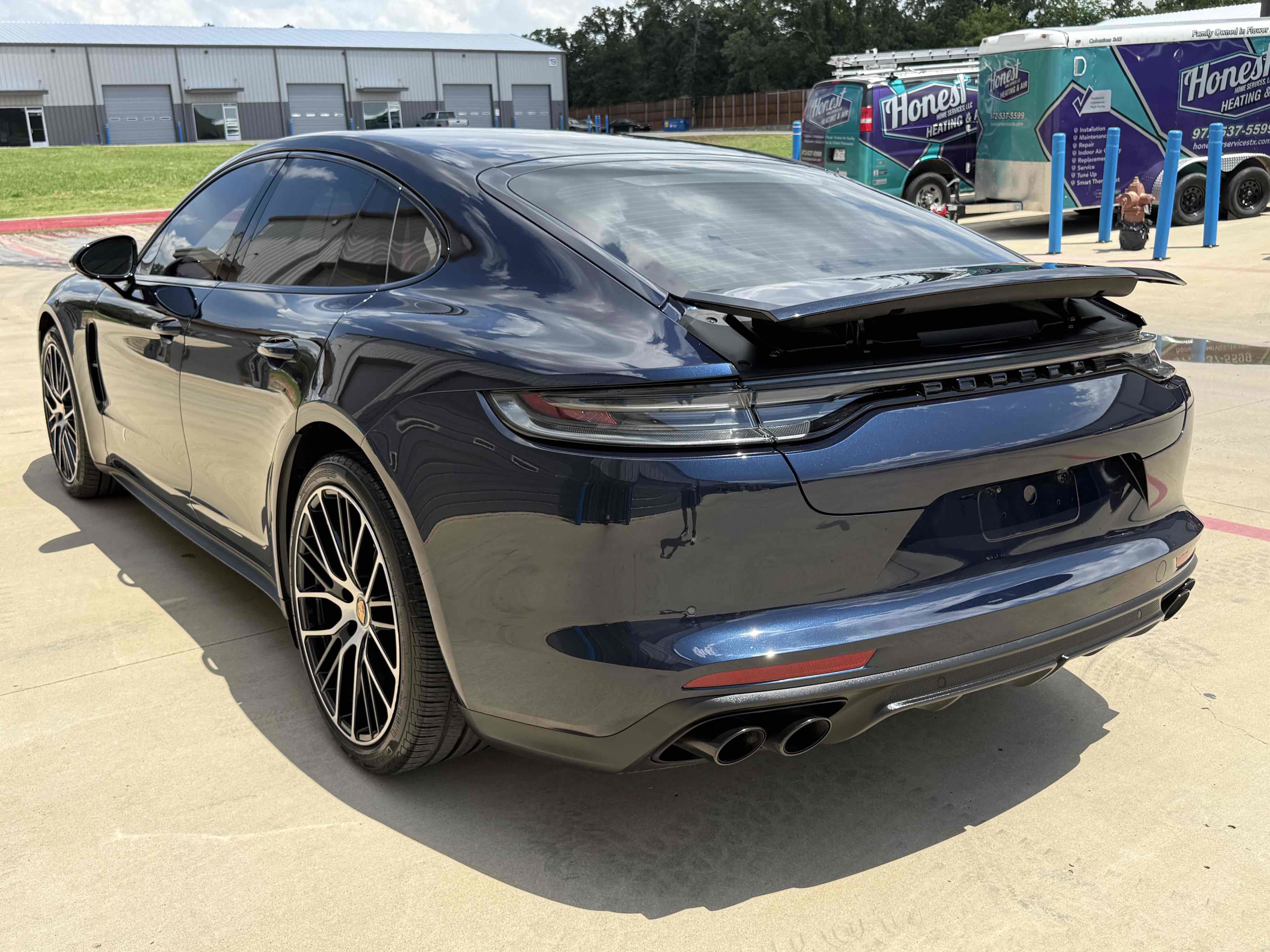 Used 2022 Porsche Panamera Platinum Edition RWD image 59