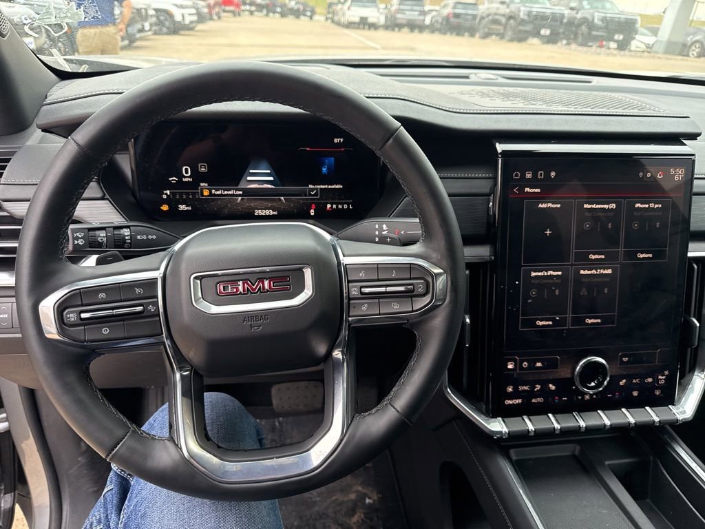 Used 2025 GMC Acadia Elevation image 16