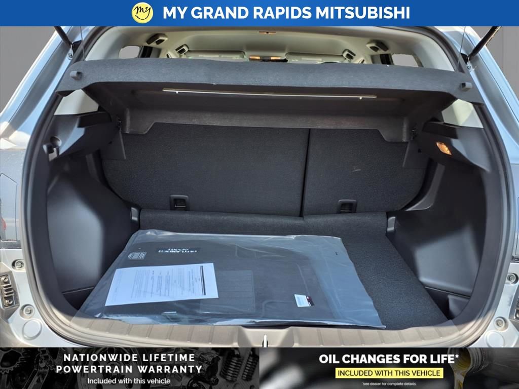New 2025 Mitsubishi Outlander Sport SE image 9