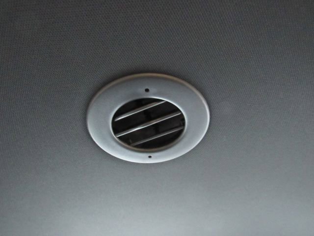 Used 2025 GMC Acadia Elevation image 31