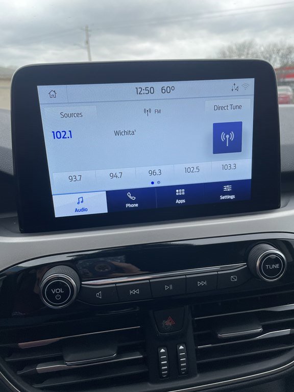 Used 2022 Ford Escape SE image 10