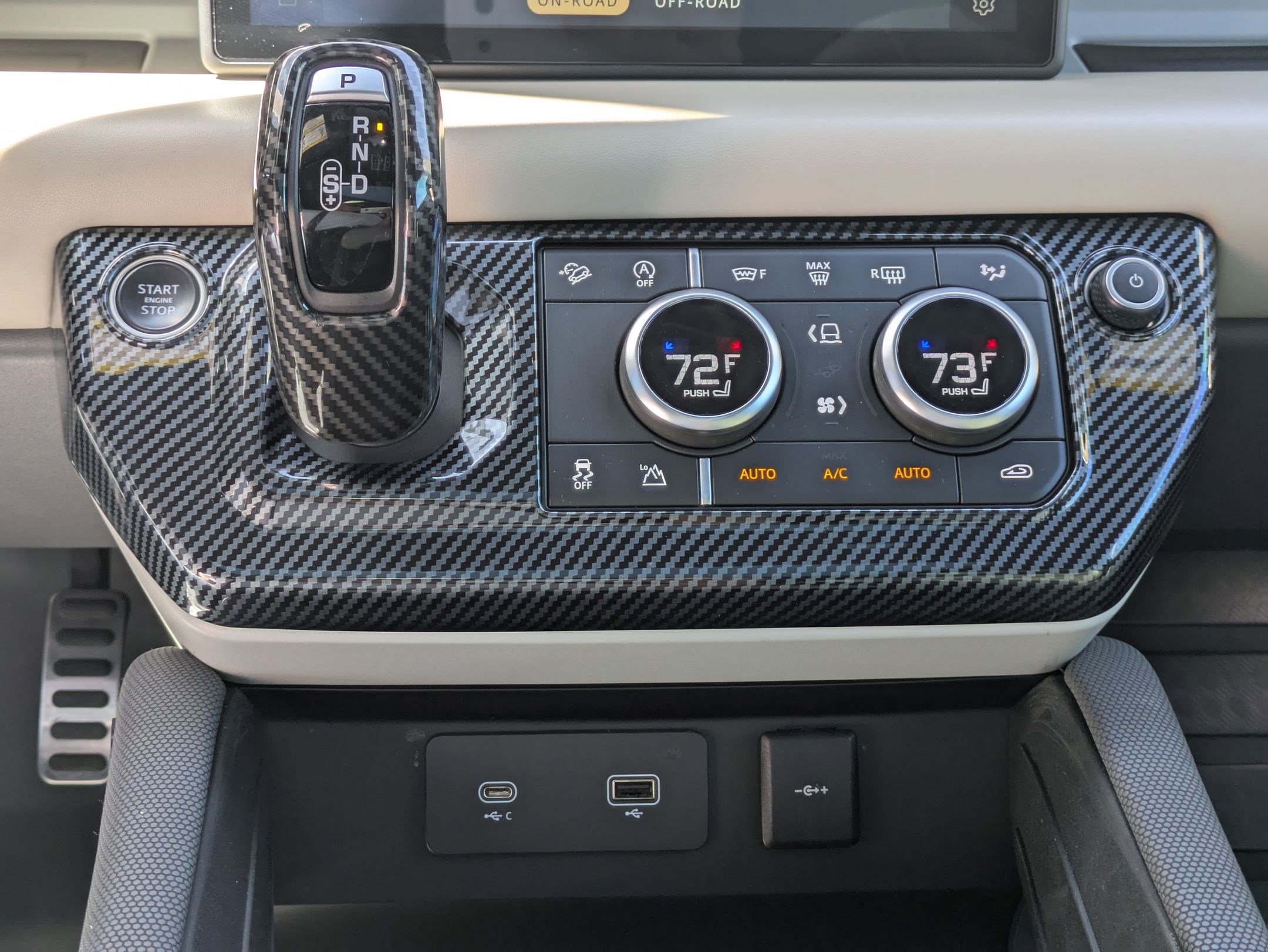 Certified 2022 Land Rover Defender 110 X-Dynamic HSE AWD/4WD image 24