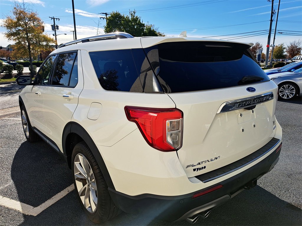 Used 2022 Ford Explorer Platinum w/ Equipment Group 601A image 4