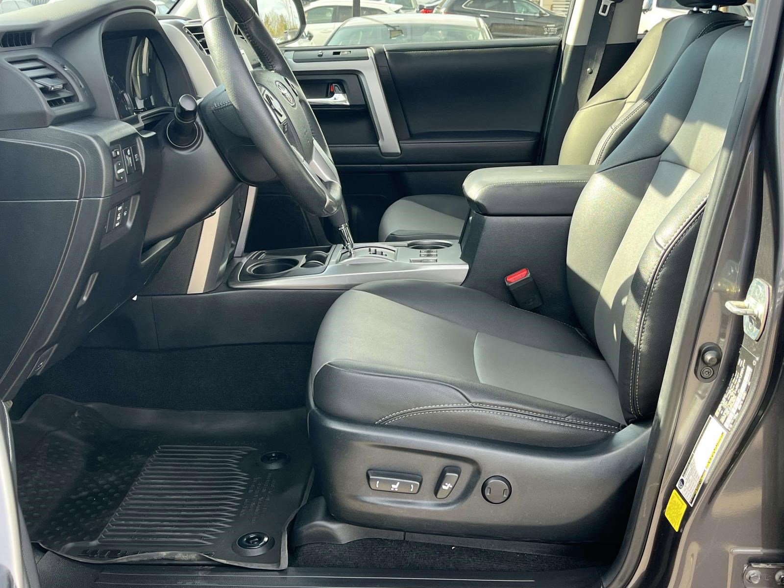 Used 2022 Toyota 4Runner SR5 Premium w/ Moonroof Package RWD image 13