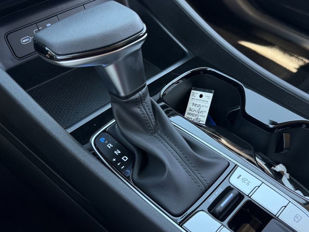 New 2026 Hyundai Tucson SE image 17