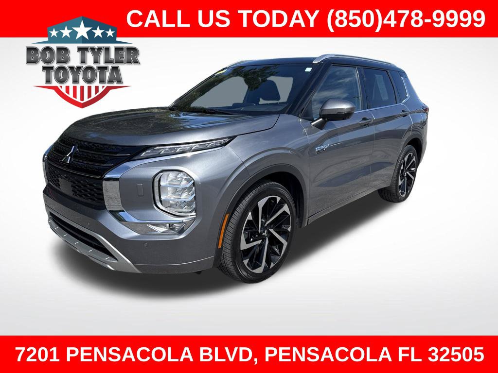 Used 2023 Mitsubishi Outlander SEL AWD/4WD image 1
