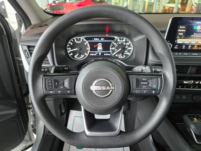 Used 2023 Nissan Rogue SV AWD/4WD image 30