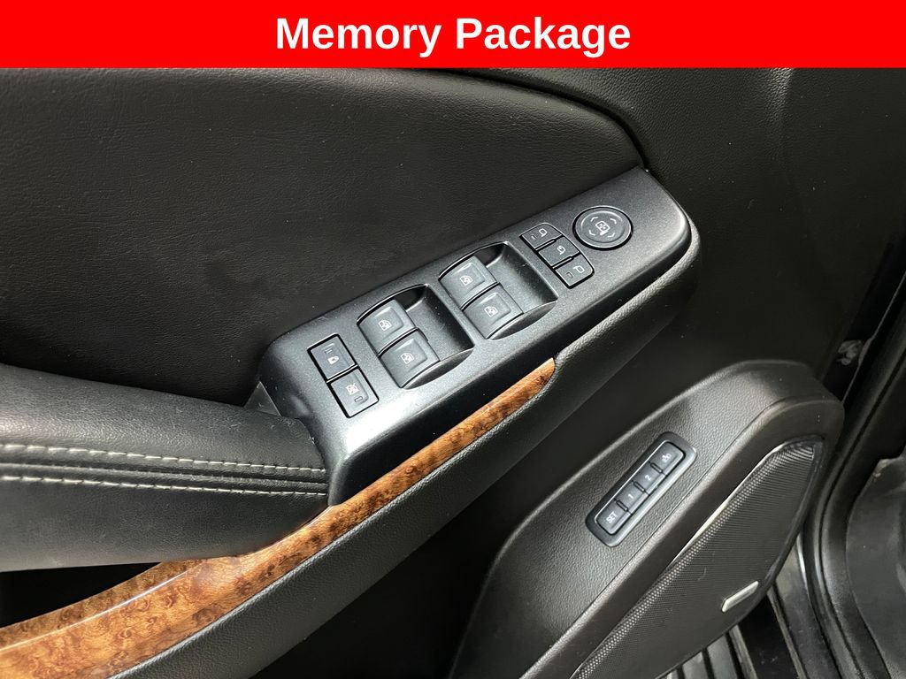 Used 2018 Chevrolet Tahoe Premier AWD/4WD image 12