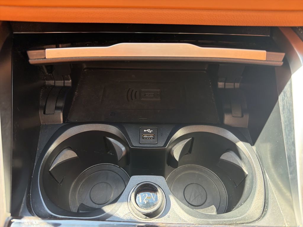 Used 2023 BMW M440i Coupe w/ Premium Package image 16