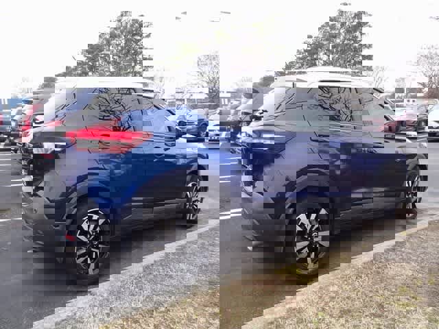 Used 2020 Nissan Kicks SV w/ Exterior Package image 4