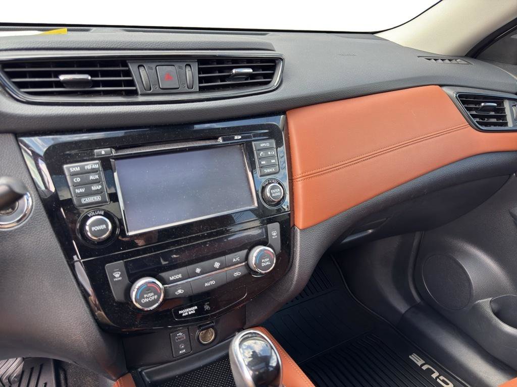 Used 2017 Nissan Rogue SL AWD/4WD image 9