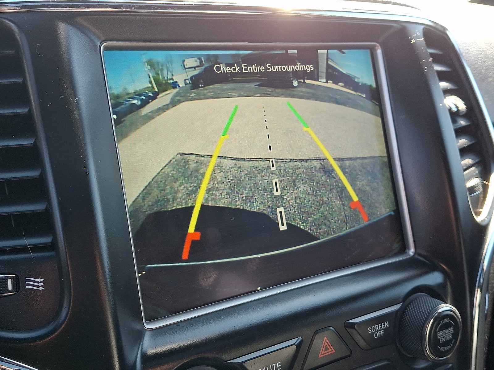 Used 2018 Jeep Grand Cherokee Limited AWD/4WD image 20