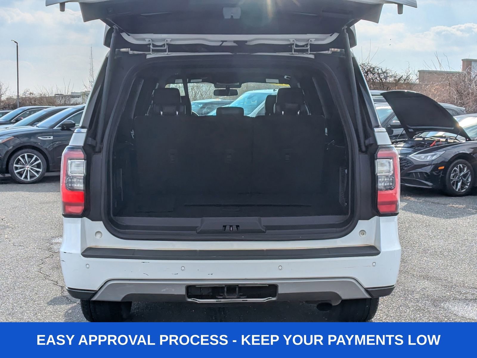 Used 2019 Ford Expedition Max Limited image 7