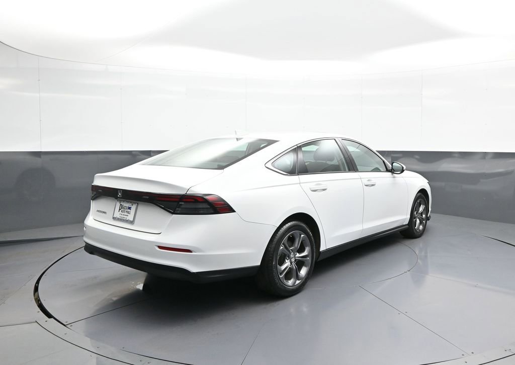 Certified 2023 Honda Accord EX image 6