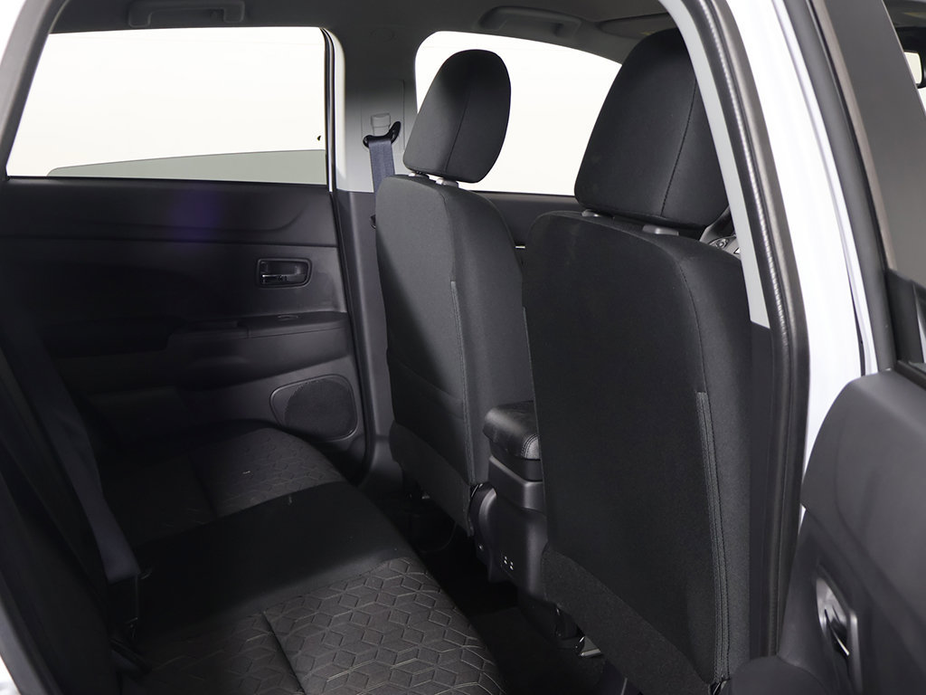 New 2027 Mitsubishi Outlander Sport LE AWD/4WD image 24