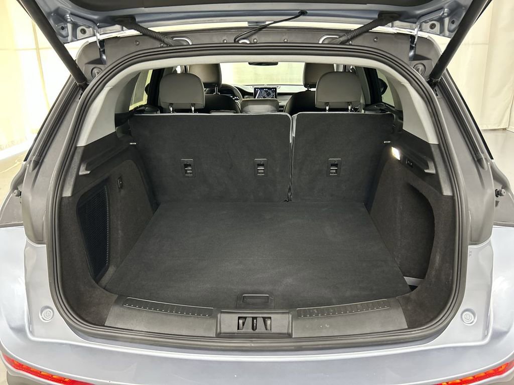 Used 2022 Lincoln Corsair Standard w/ Equipment Group 101A image 22