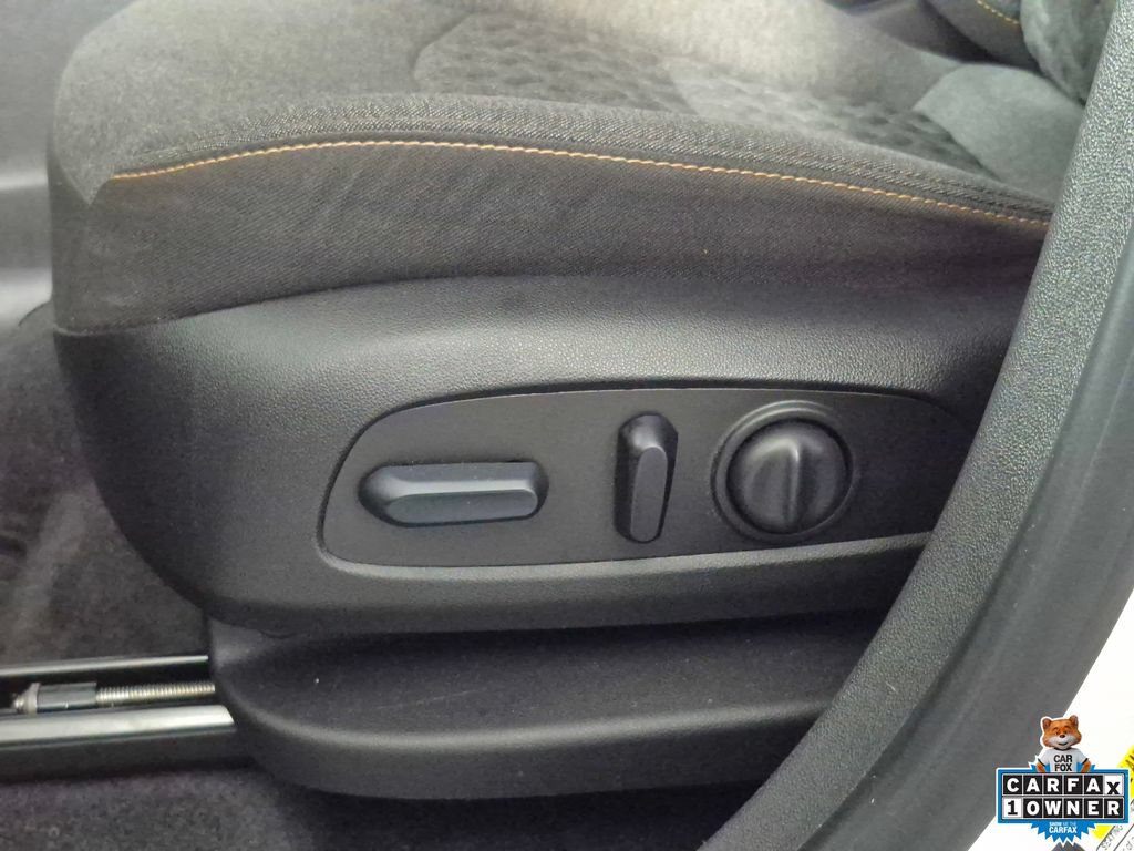 Certified 2024 Chevrolet Equinox LT FWD image 18