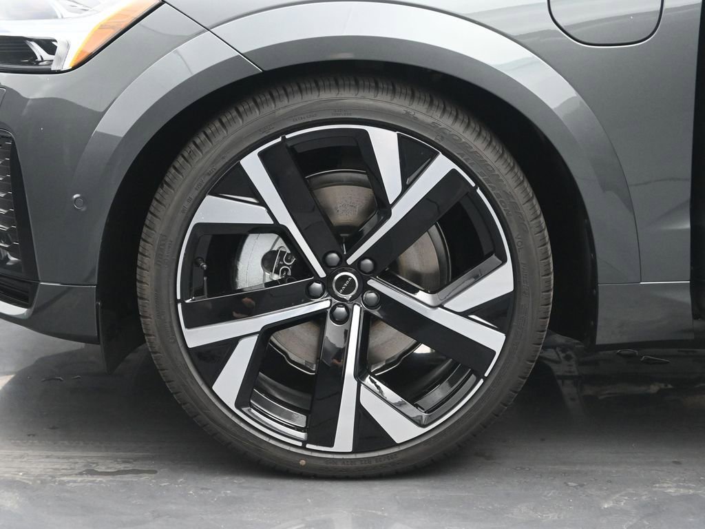 New 2026 Volvo XC60 T8 Ultra image 29
