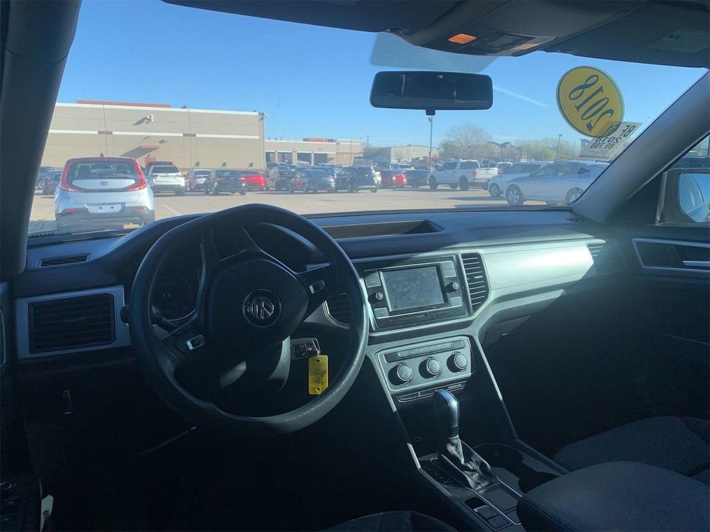 Used 2018 Volkswagen Atlas S image 4