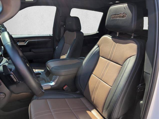 Used 2025 Chevrolet Silverado 1500 High Country AWD/4WD image 13