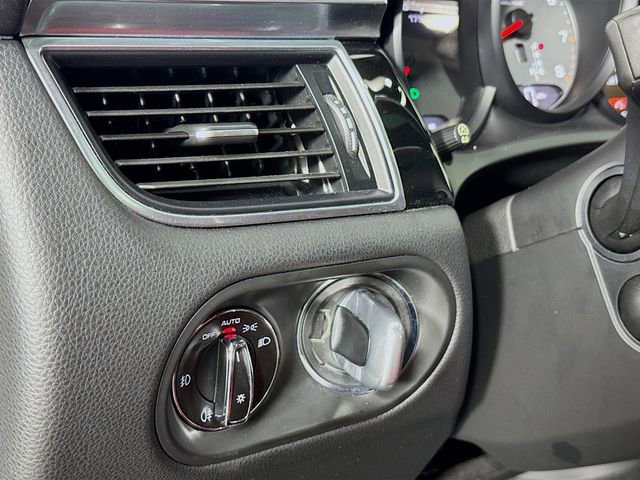 Used 2018 Porsche Macan S image 14