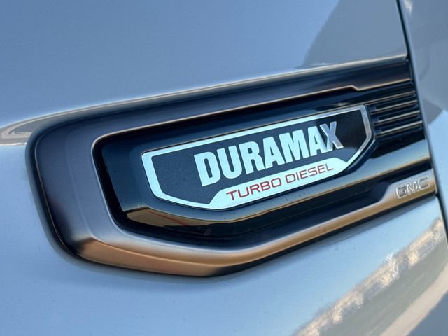 Used 2025 GMC Sierra 1500 AT4X image 5