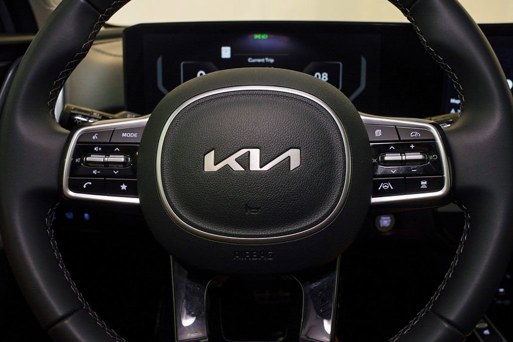 Used 2025 Kia Sorento SX image 21