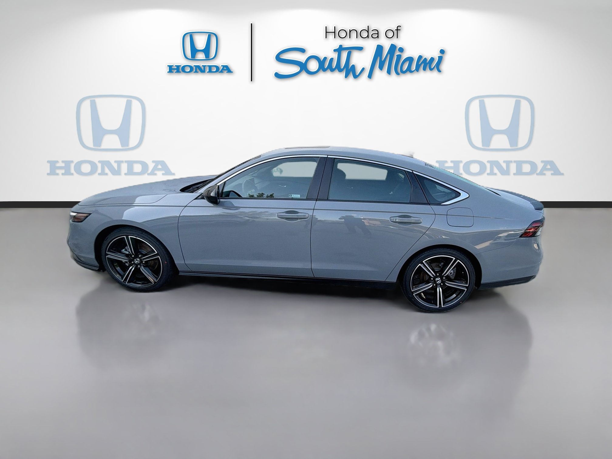 Certified 2024 Honda Accord Sport image 4