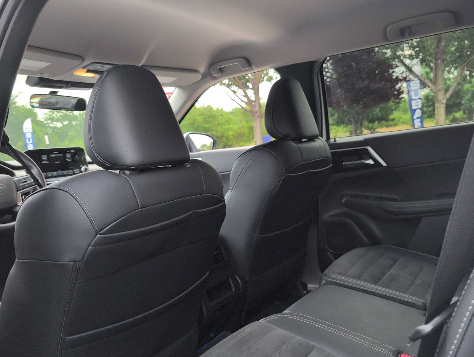 Used 2024 Mitsubishi Outlander SE AWD/4WD image 18