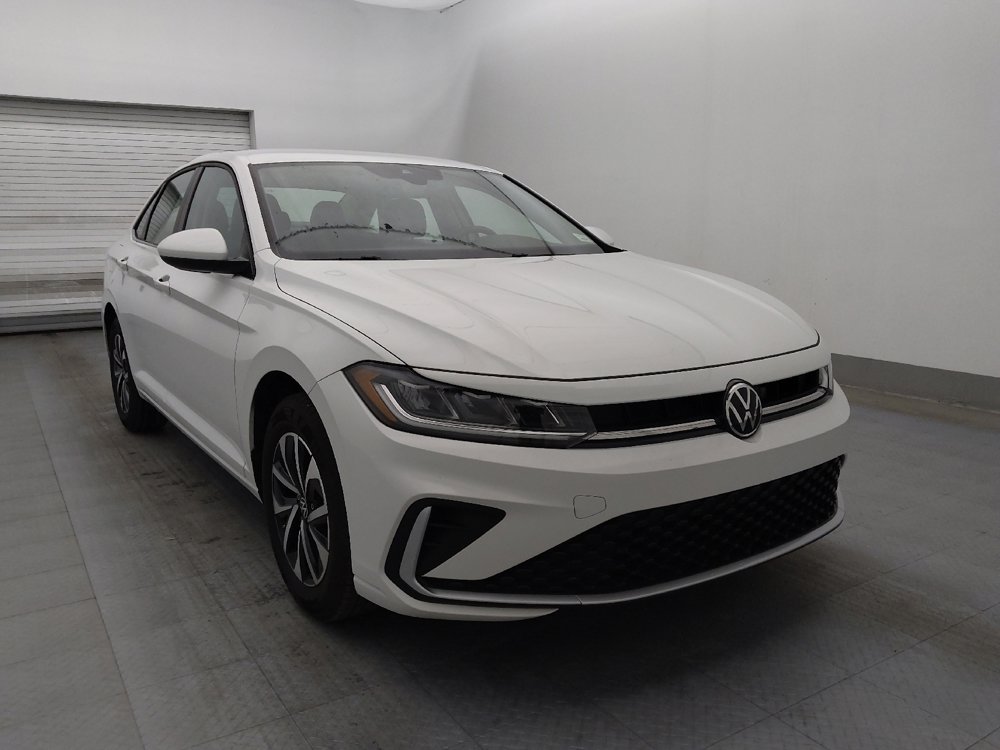 Used 2025 Volkswagen Jetta S image 13