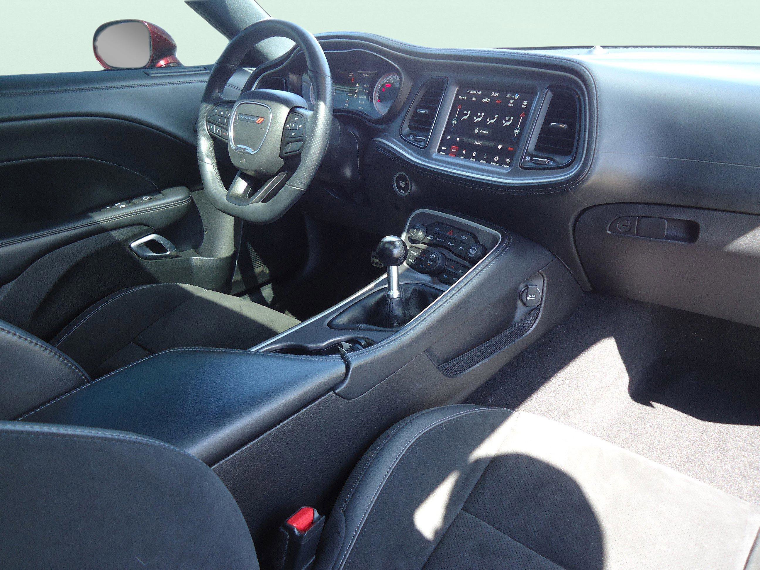 Used 2022 Dodge Challenger R/T Scat Pack RWD image 30