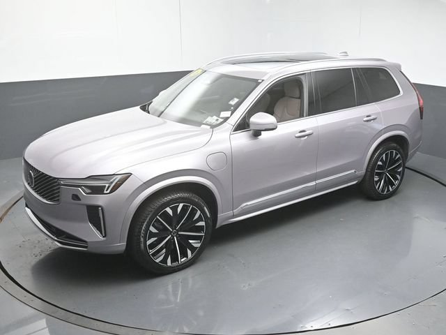 Used 2026 Volvo XC90 T8 Core w/ Protection Package Premier AWD/4WD image 46