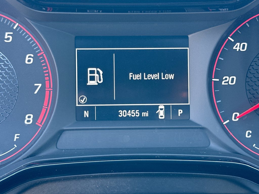 Certified 2024 Chevrolet Trax RS FWD image 12