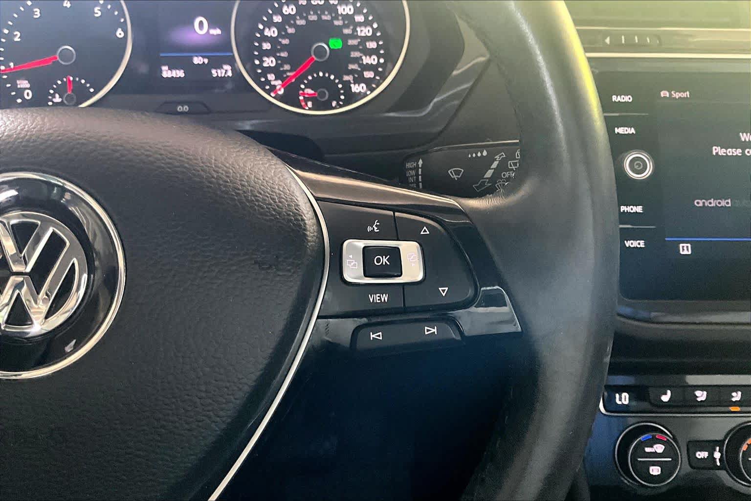 Used 2019 Volkswagen Tiguan SE AWD/4WD image 23