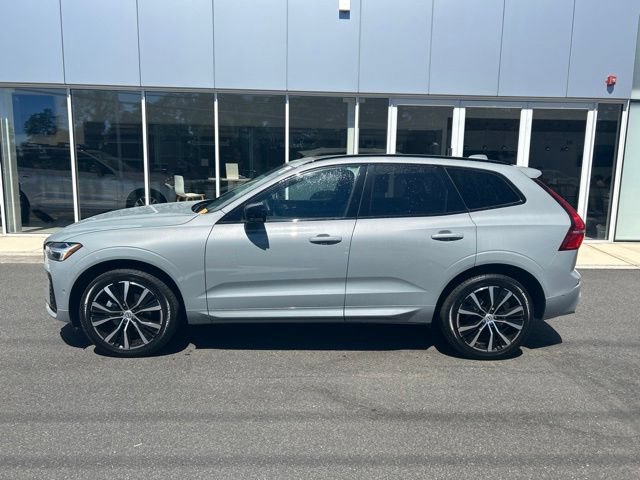 Certified 2025 Volvo XC60 B5 Plus AWD/4WD video 2