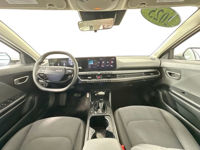 Used 2025 Kia K4 LXS FWD image 29