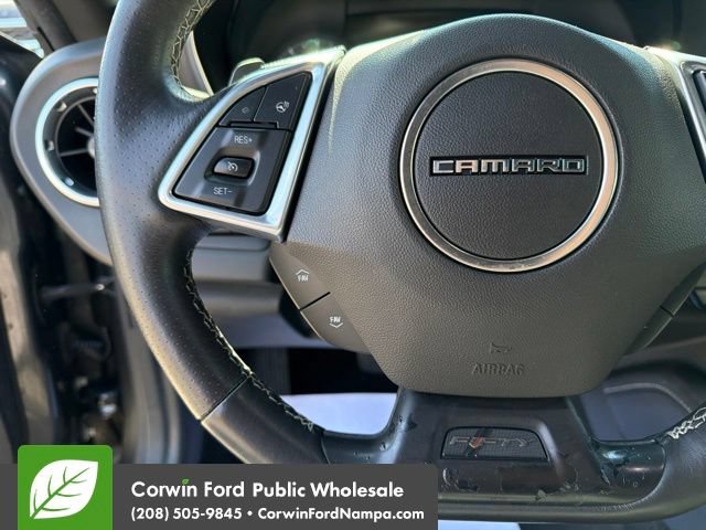 Used 2017 Chevrolet Camaro LT RWD image 15